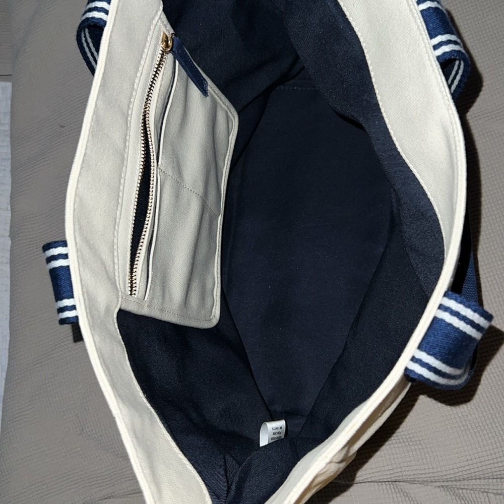 Vineyard Vines Martha’s Vineyard Canvas Tote Preppy - Picture 4 of 11